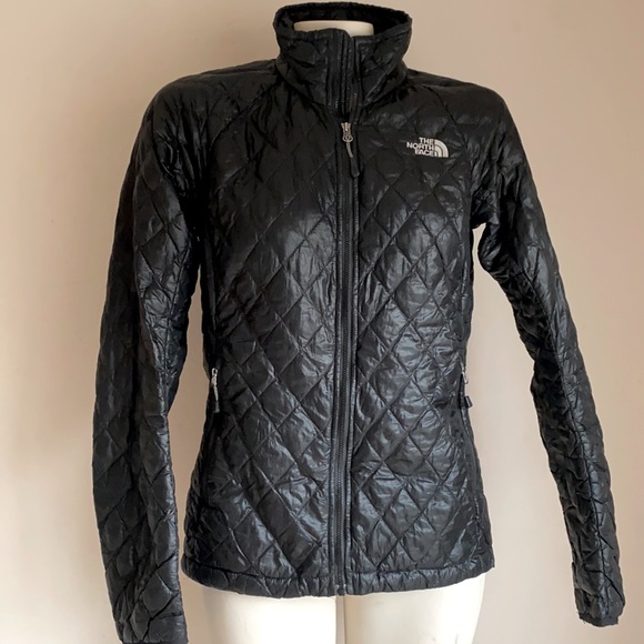 The North Face Jackets & Blazers - The North Face puffer jacket XS Thermoball Black
